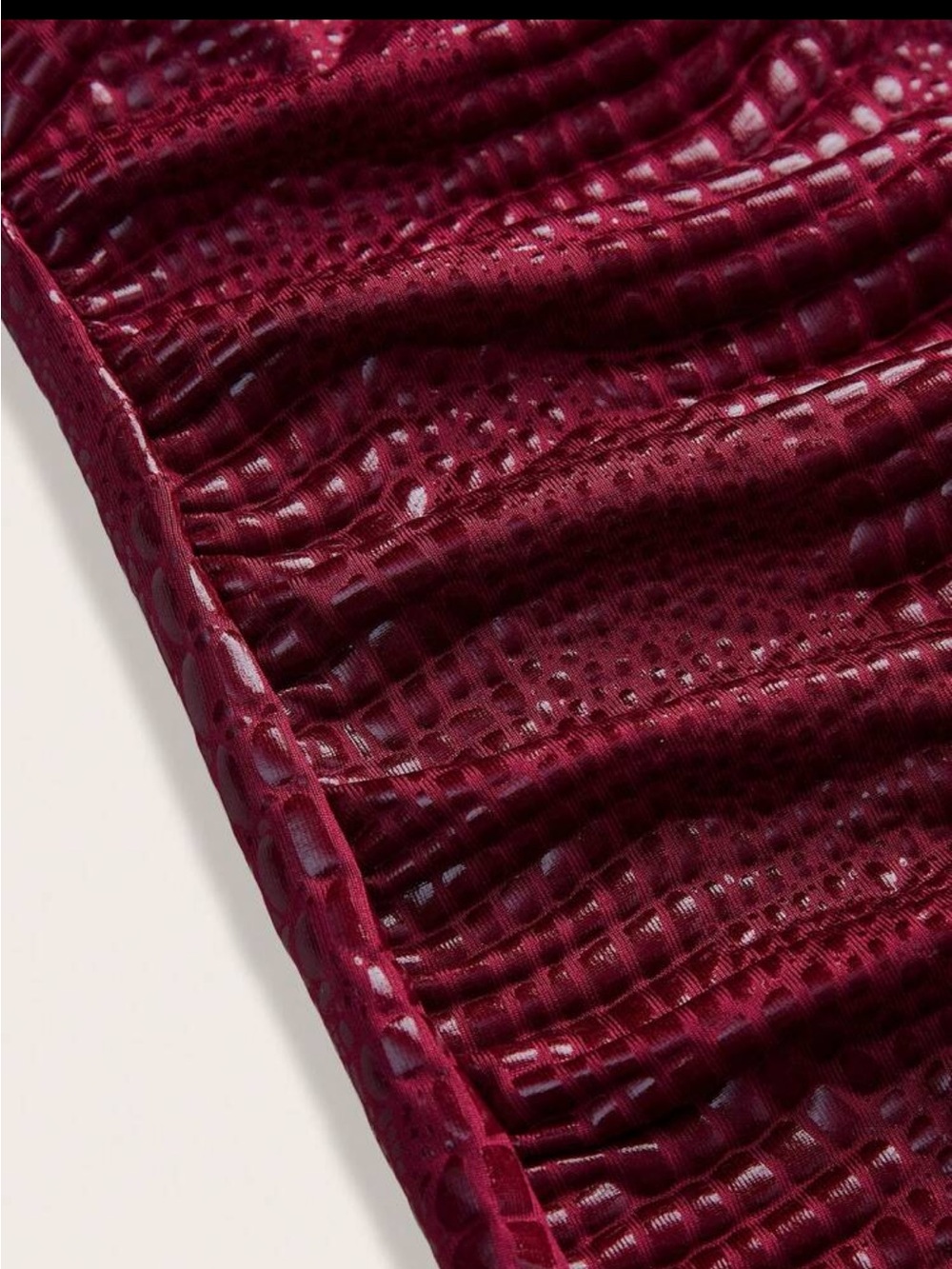 Women’s Sleeveless V-Neck Croc-Texture Tank Top - Burgundy - Picture 5 of 14